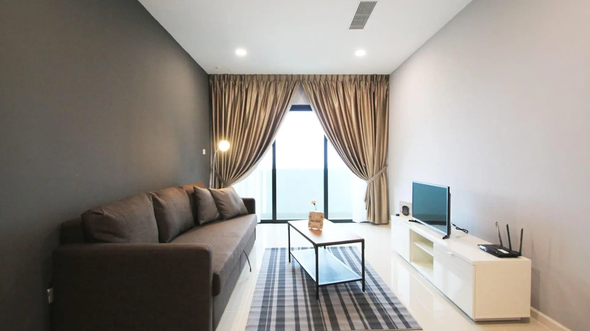 Daire High Floor Suasana Suites 5 In Jb City With Wifi Johor Bahru